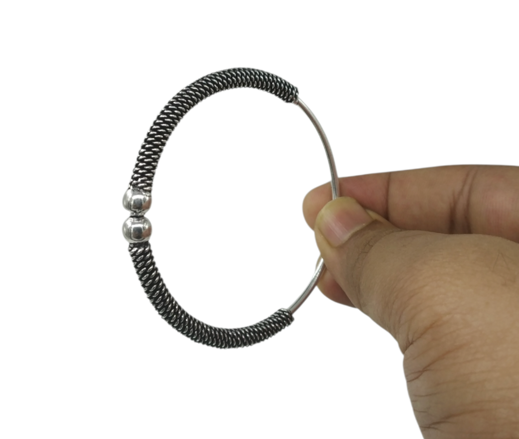 Handcrafted Black Metal and Silver Tone Wire Bangle